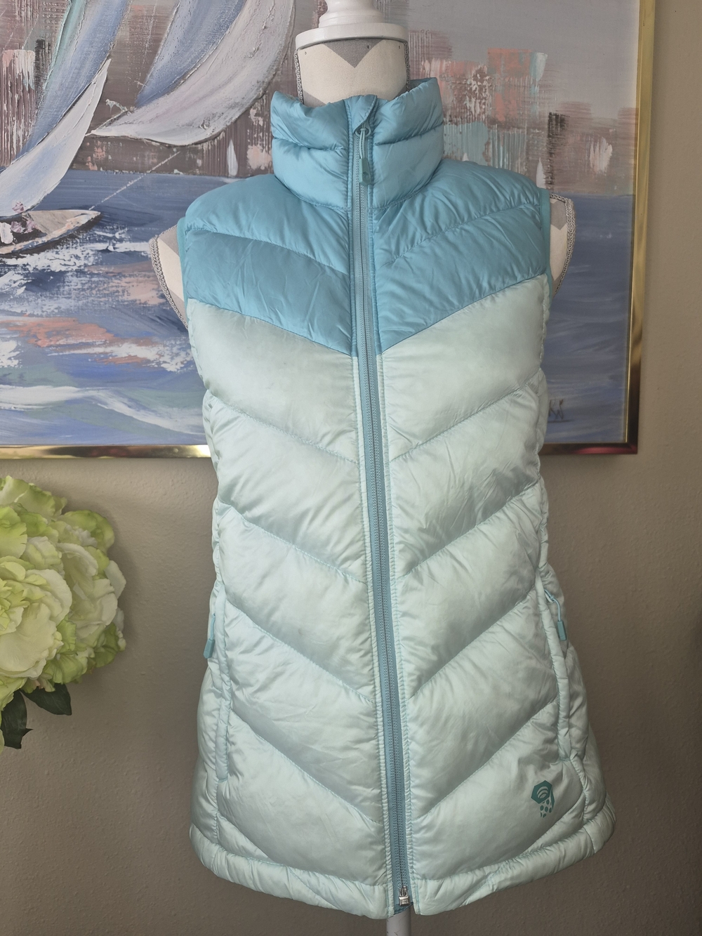 Mountain Hardwear Women's Two-Tone Light Blue Quilted Vest
